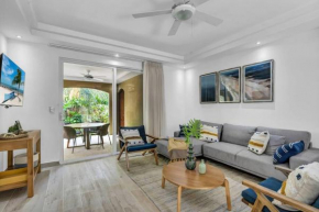 Gav4 New Condo in Location Walkable to Beach
